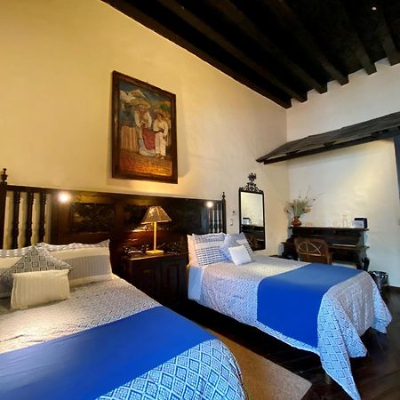 Hotel Mansion Iturbe Pátzcuaro Buitenkant foto