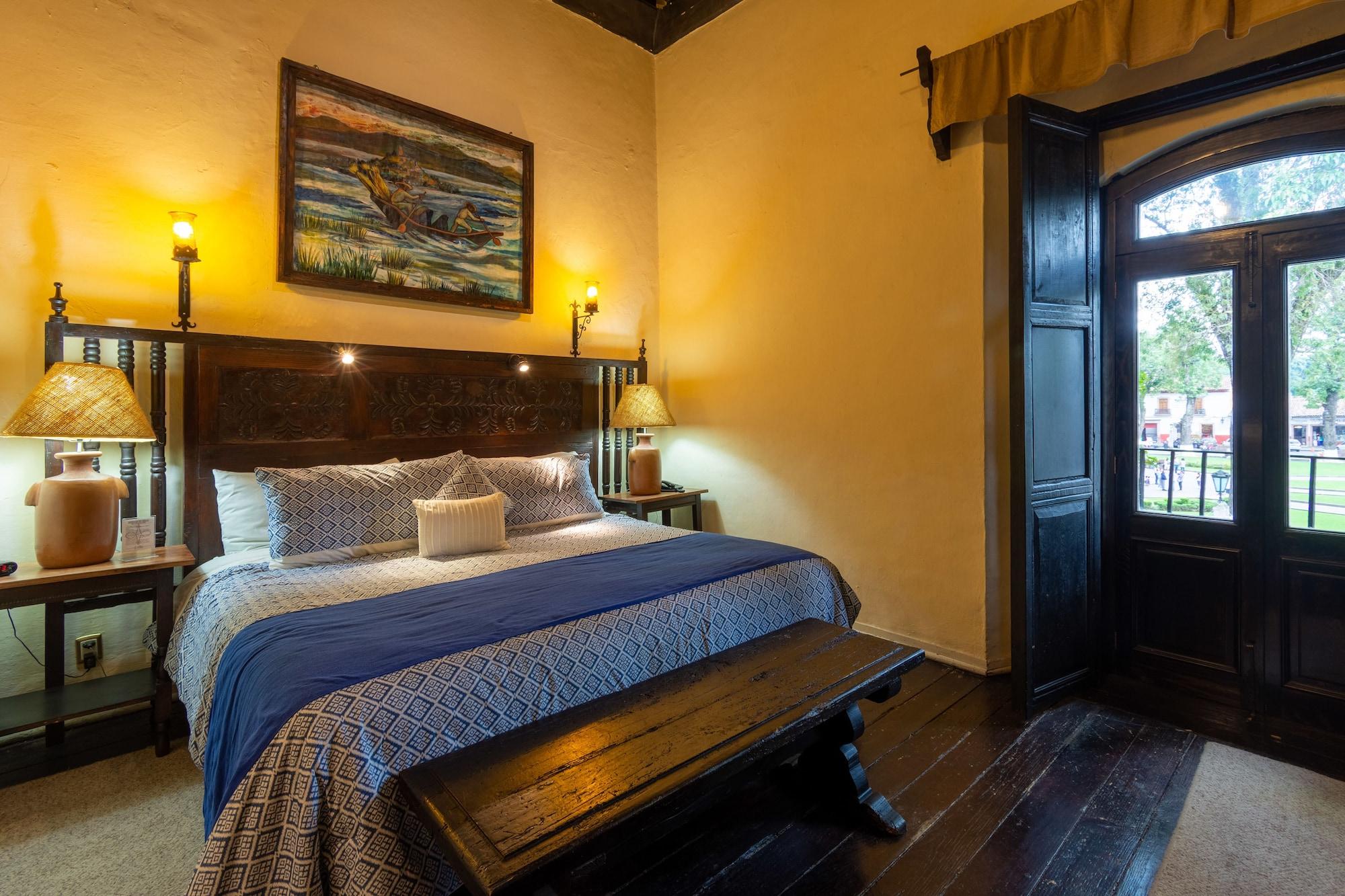 Hotel Mansion Iturbe Pátzcuaro Buitenkant foto