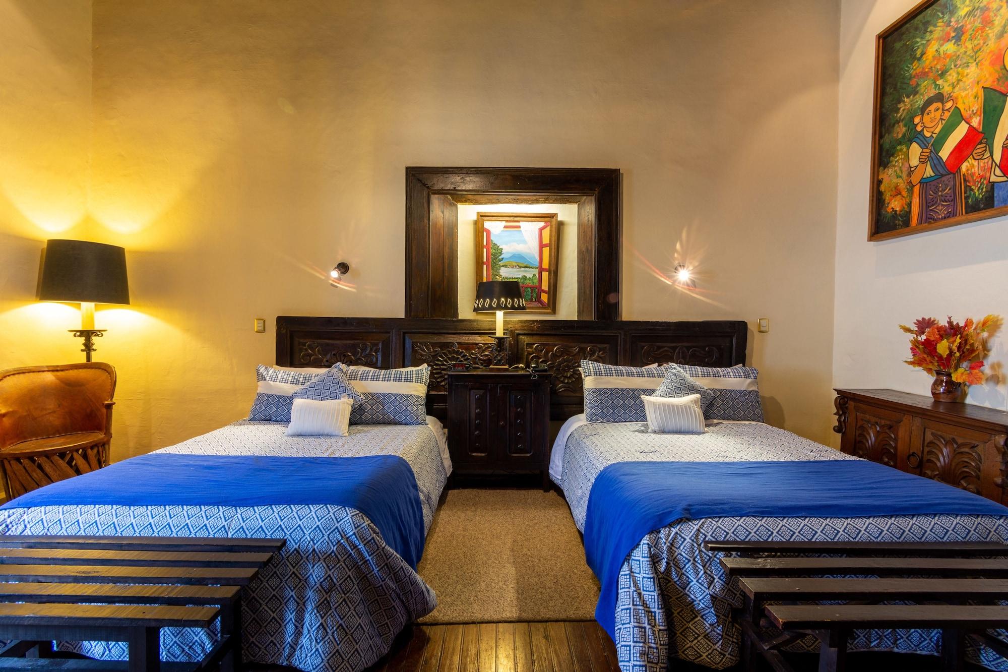Hotel Mansion Iturbe Pátzcuaro Buitenkant foto