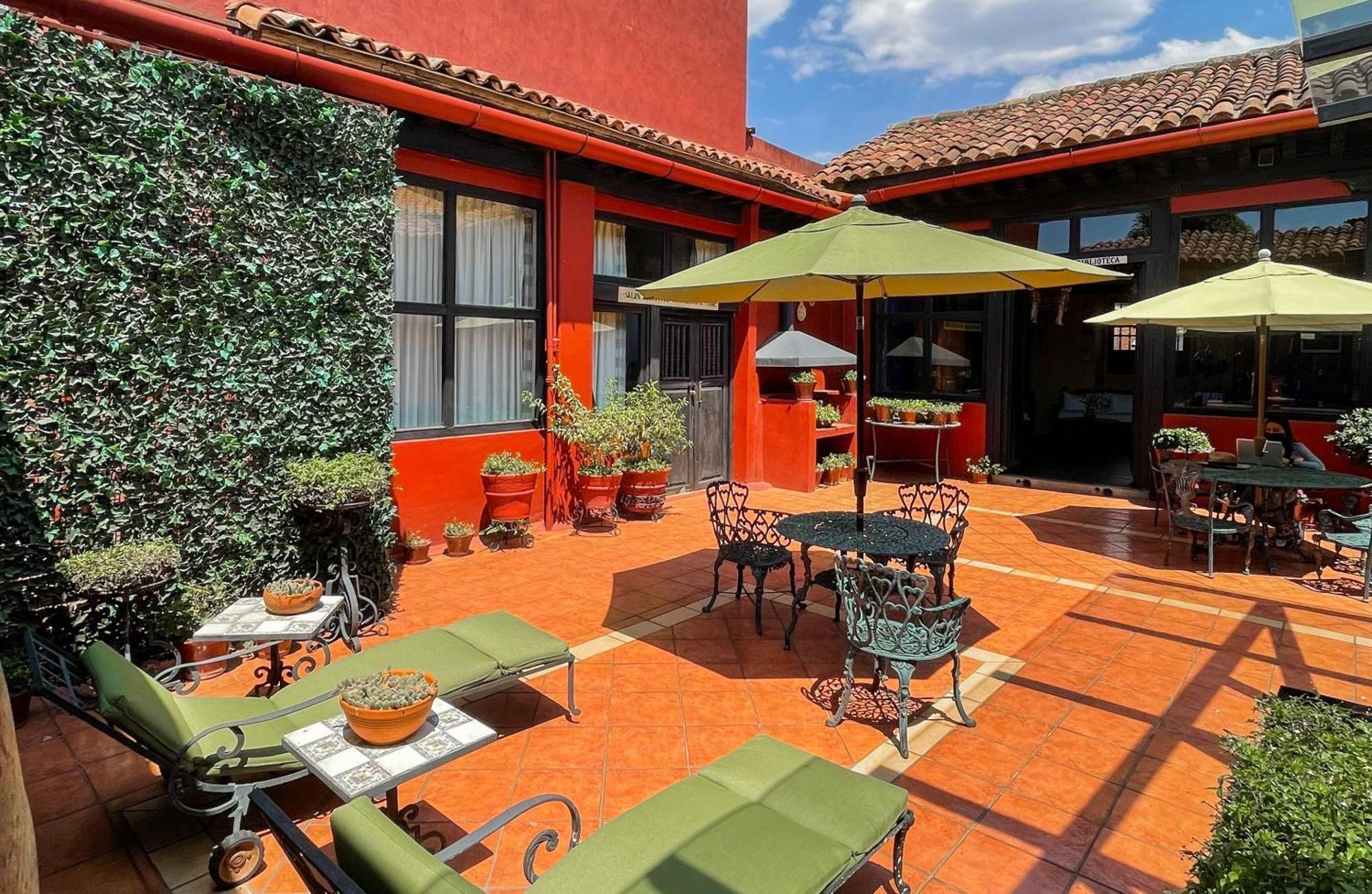 Hotel Mansion Iturbe Pátzcuaro Buitenkant foto